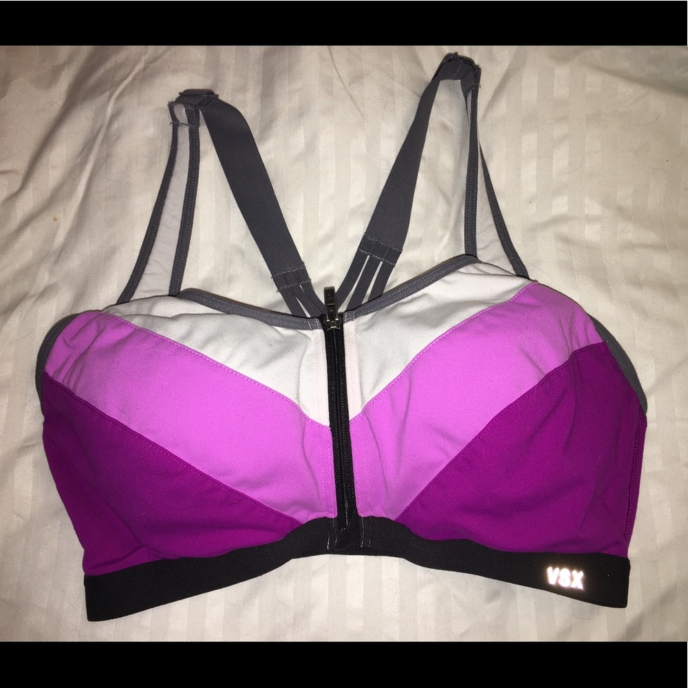 Victoria’s Secret VSX Sports bra
